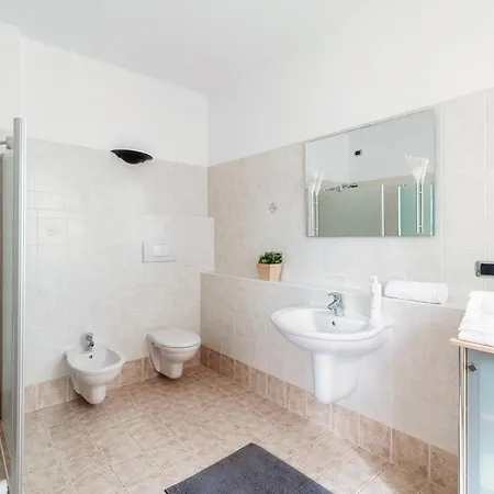 Degli Angeli - By Myhomeincomo *