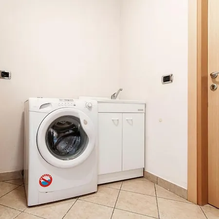 Appartement Degli Angeli - By Myhomeincomo *