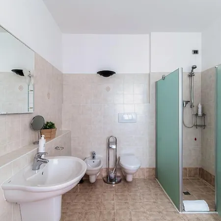 Degli Angeli - By Myhomeincomo Apartment *