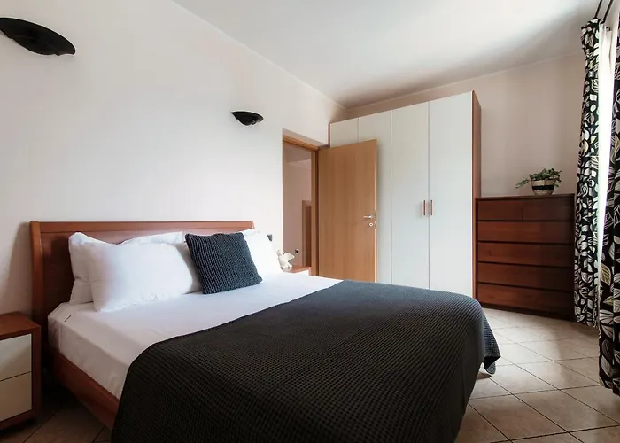 Degli Angeli - By Myhomeincomo *