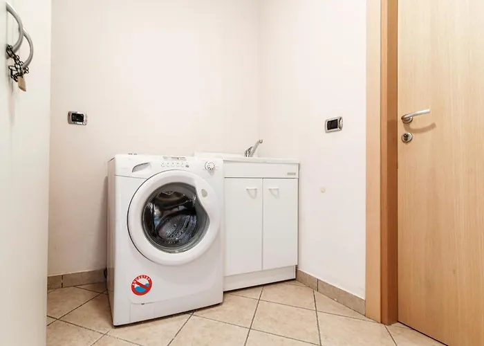 Lägenhet Degli Angeli - By Myhomeincomo *