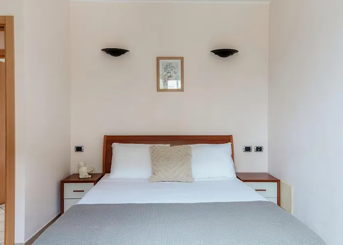 Lägenhet Degli Angeli - By Myhomeincomo