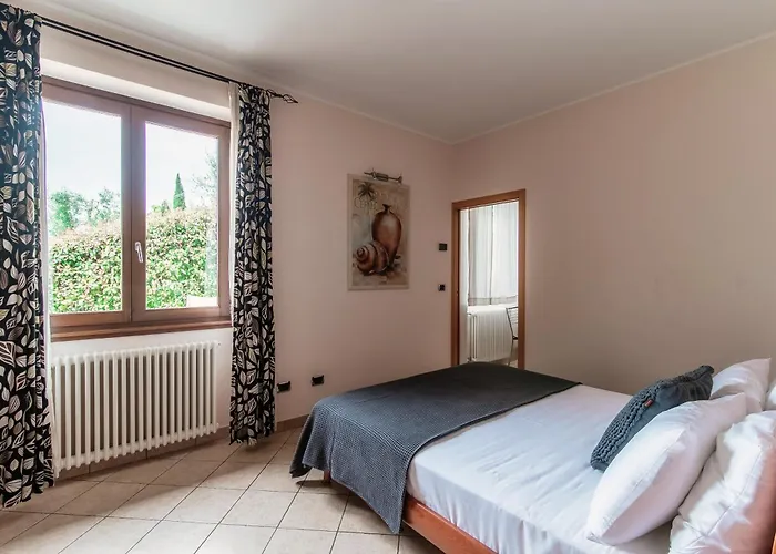 Degli Angeli - By Myhomeincomo * Lenno